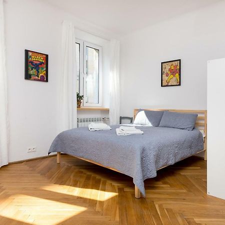 Royal Route Apartment For 10 People Warszawa Eksteriør billede